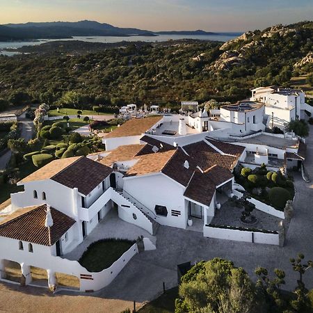 מלון Sulia House Porto Rotondo, Curio Collection By Hilton מראה חיצוני תמונה