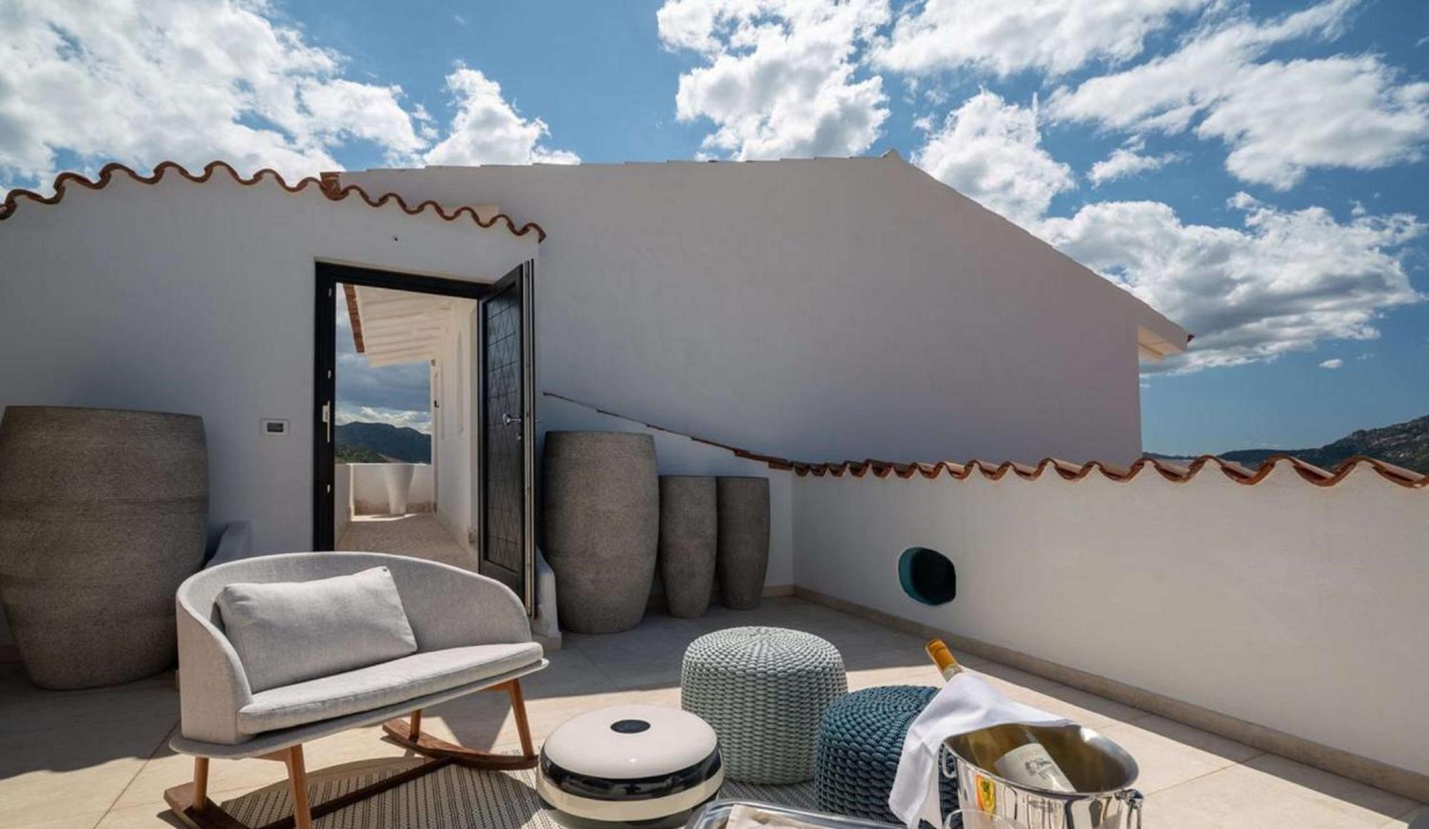 מלון Sulia House Porto Rotondo, Curio Collection By Hilton מראה חיצוני תמונה