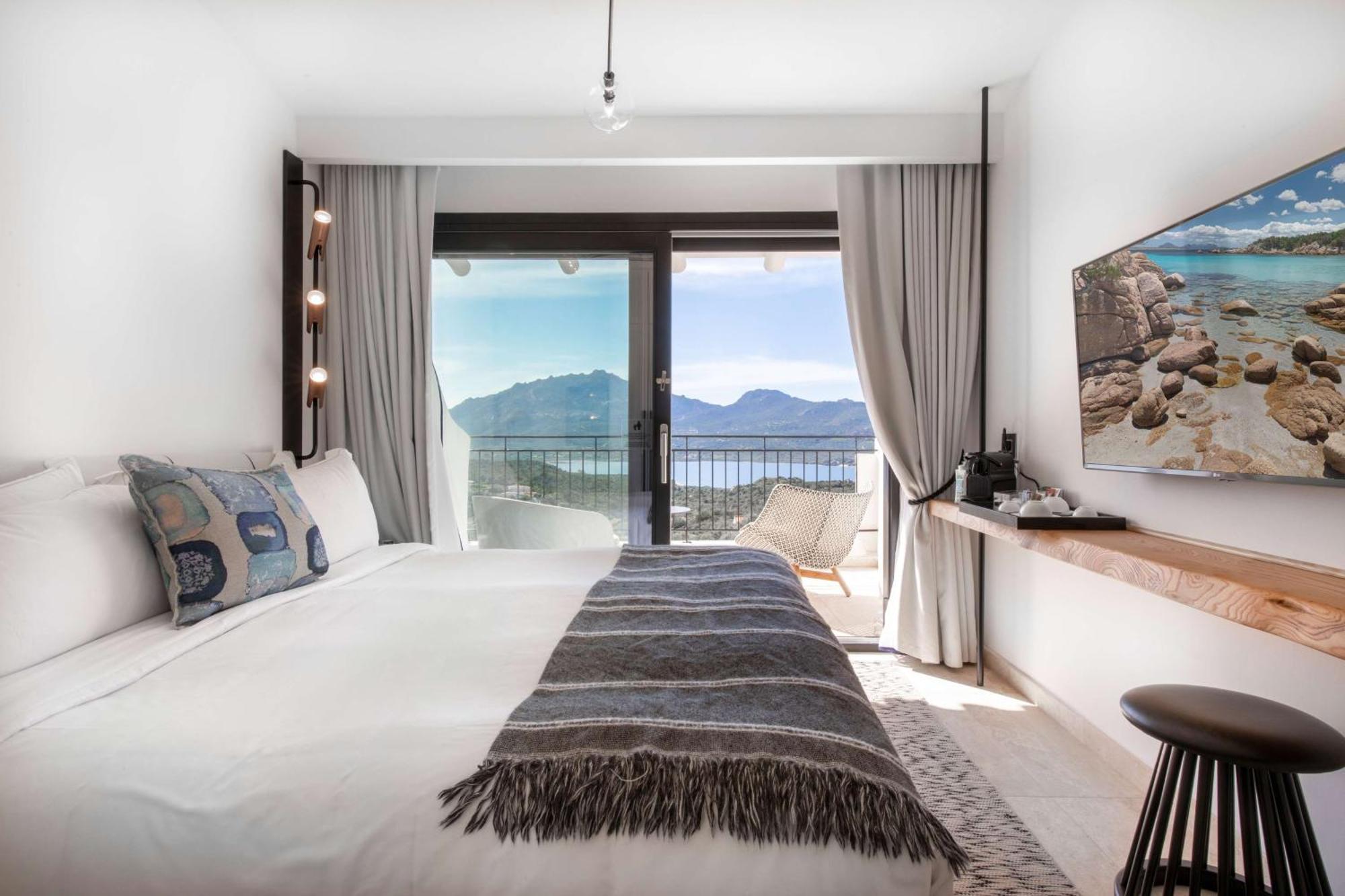מלון Sulia House Porto Rotondo, Curio Collection By Hilton מראה חיצוני תמונה