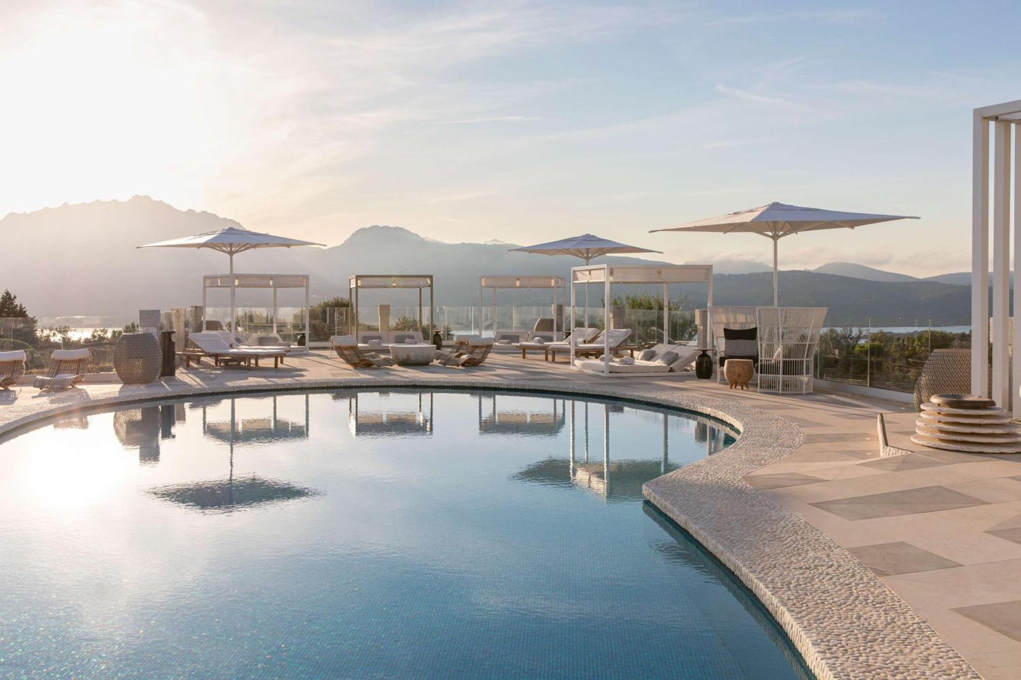 מלון Sulia House Porto Rotondo, Curio Collection By Hilton מראה חיצוני תמונה